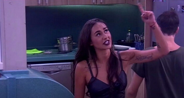 Мнение: Фрост приготовила неприятный сюрприз для Саленко? Мнение: Фрост приготовила неприятный сюрприз для Саленко?