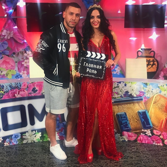 Юлию Ефременкову признали главной актрисой Дома-2 Юлию Ефременкову признали главной актрисой Дома-2