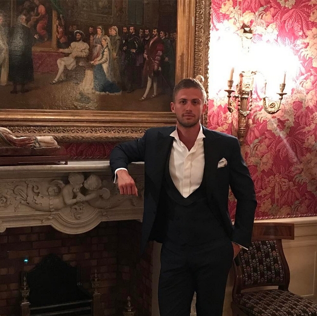 Алекс Смерфит увлёкся бывшей участницей Дома-2 Алекс Смерфит увлёкся бывшей участницей Дома-2