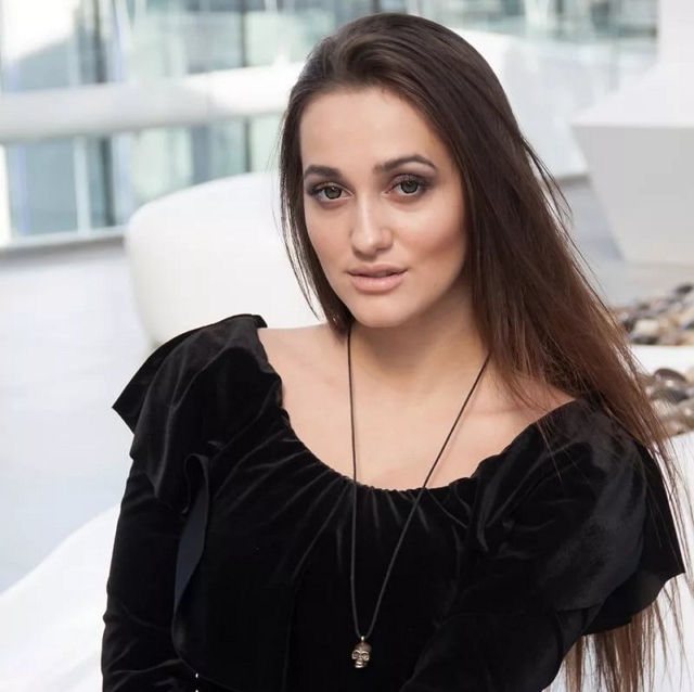 Юлиана Богомолова: В детстве я хотела быть киллером! Юлиана Богомолова: В детстве я хотела быть киллером!