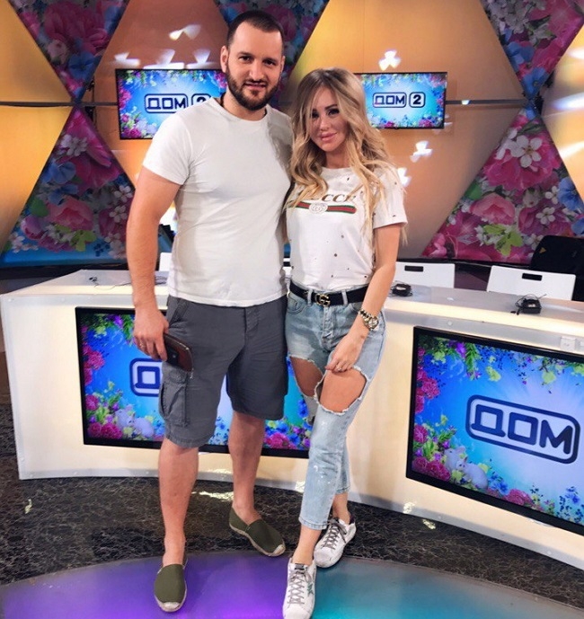 Фото со съёмок ток-шоу (4.07.2017) Фото со съёмок ток-шоу (4.07.2017)