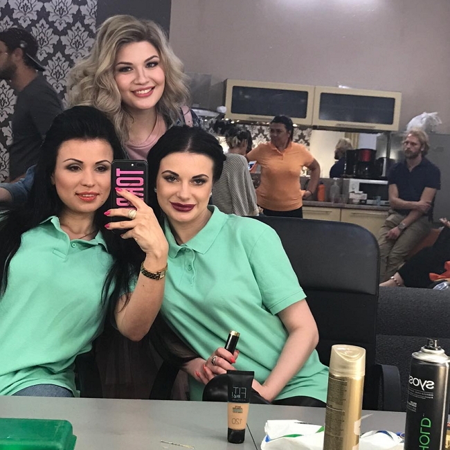 Фото со съёмок ток-шоу (4.07.2017) Фото со съёмок ток-шоу (4.07.2017)