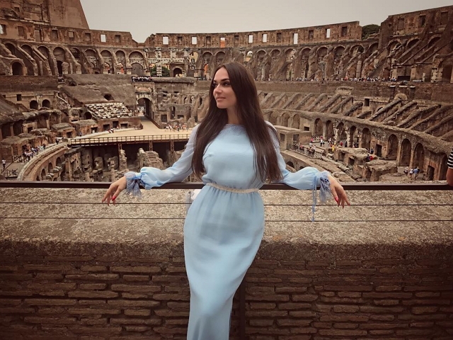 Алена Водонаева решила отметить день рождения в Италии Алена Водонаева решила отметить день рождения в Италии