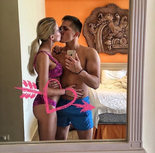 Фёдор Стрелков: Кристина не беременна Фёдор Стрелков: Кристина не беременна