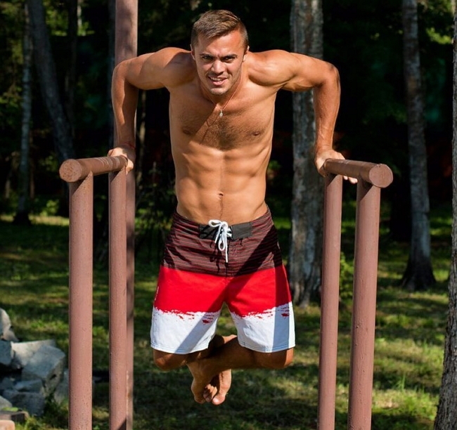 ������� ����� ����� ����������� � ���� �����-�������