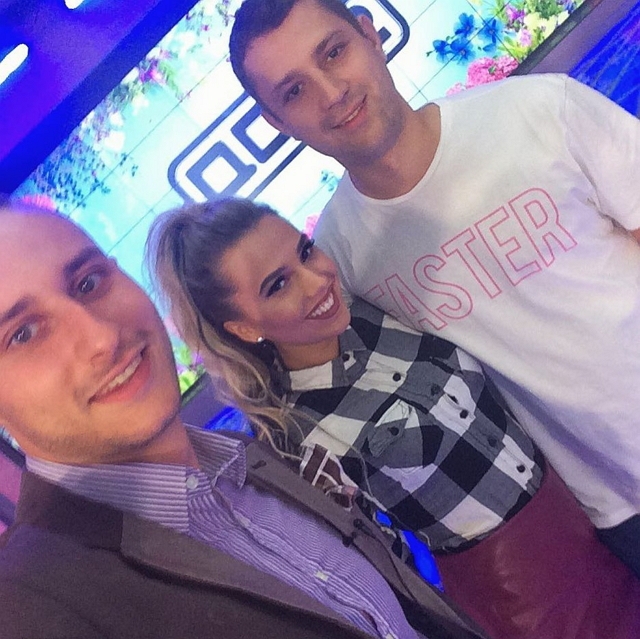 Фото со съёмок ток-шоу (30.09.2017) Фото со съёмок ток-шоу (30.09.2017)