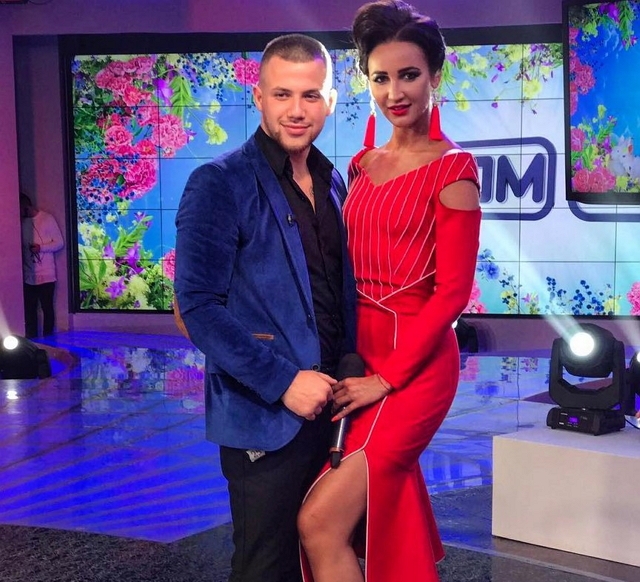 Фото со съёмок ток-шоу (30.09.2017) Фото со съёмок ток-шоу (30.09.2017)