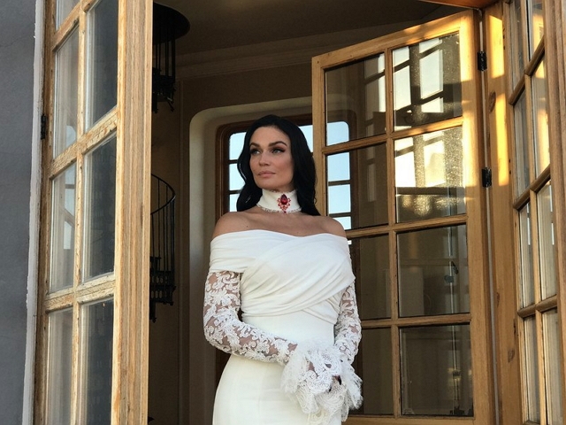 Алена Водонаева: Мои мужья отлично ладят! Алена Водонаева: Мои мужья отлично ладят!