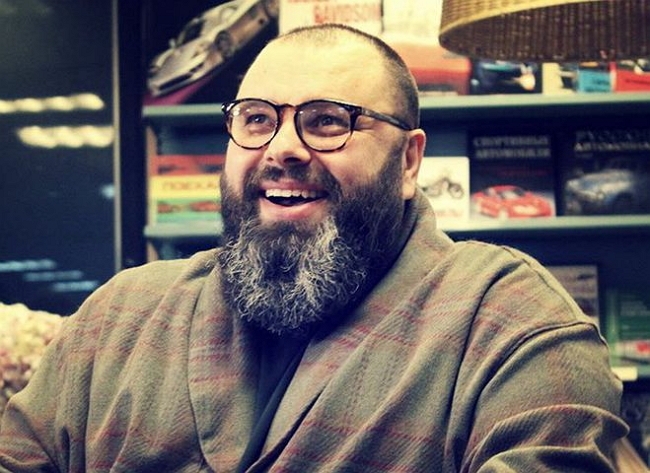 Макс Фадеев публично оскорбил экс-звезд Дома-2 Макс Фадеев публично оскорбил экс-звезд Дома-2