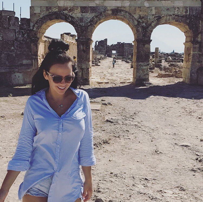 Гусев и Романец улетели на отдых в Турцию Гусев и Романец улетели на отдых в Турцию