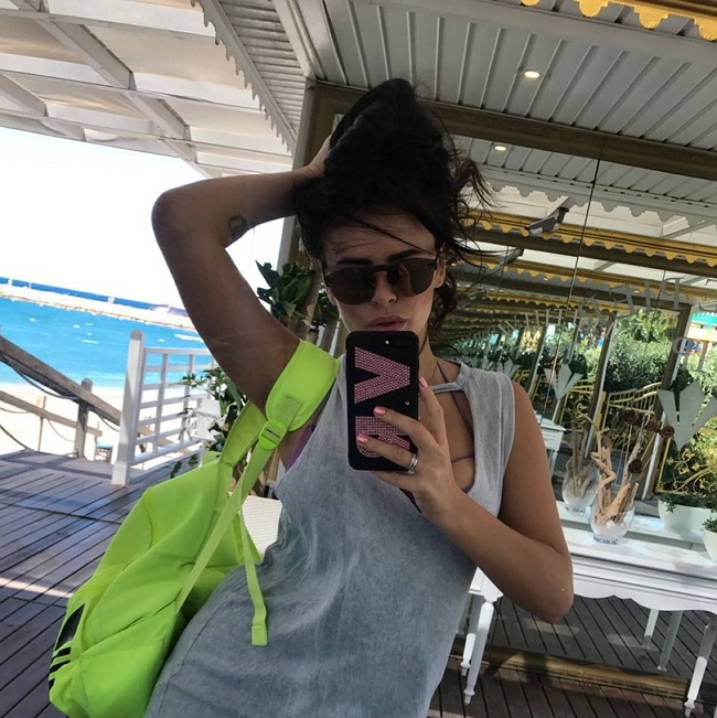 Гусев и Романец улетели на отдых в Турцию Гусев и Романец улетели на отдых в Турцию