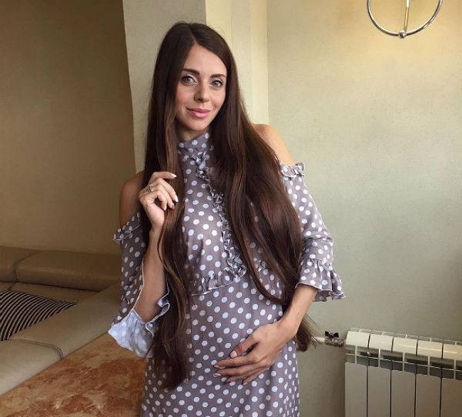 Ольга Рапунцель боится выходить в коллектив Ольга Рапунцель боится выходить в коллектив