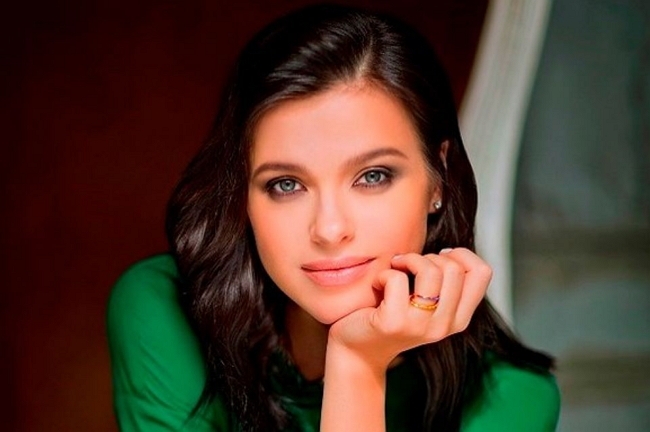 Елена Темникова пополнит ряды ведущих Дома-2 Елена Темникова пополнит ряды ведущих Дома-2