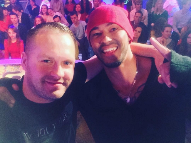 Фото со съёмок ток-шоу (25.10.2017) Фото со съёмок ток-шоу (25.10.2017)