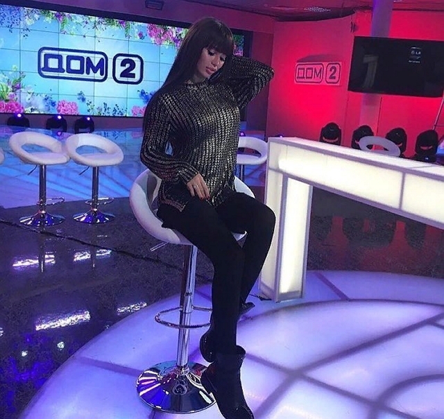 Фото со съёмок ток-шоу (28.10.2017) Фото со съёмок ток-шоу (28.10.2017)