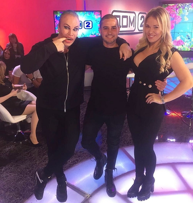 Фото со съёмок ток-шоу (28.10.2017) Фото со съёмок ток-шоу (28.10.2017)