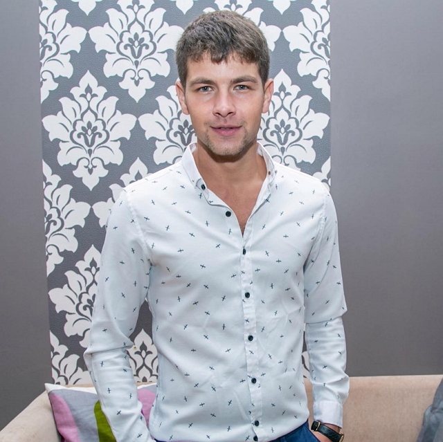 Дмитрия Дмитренко заставляют прийти на проект? Дмитрия Дмитренко заставляют прийти на проект?