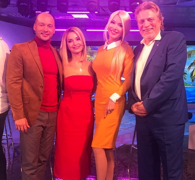 Фото со съёмок ток-шоу (1.11.2017) Фото со съёмок ток-шоу (1.11.2017)