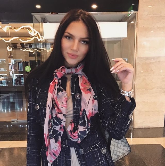 ����� ����� ���: ������ �������������