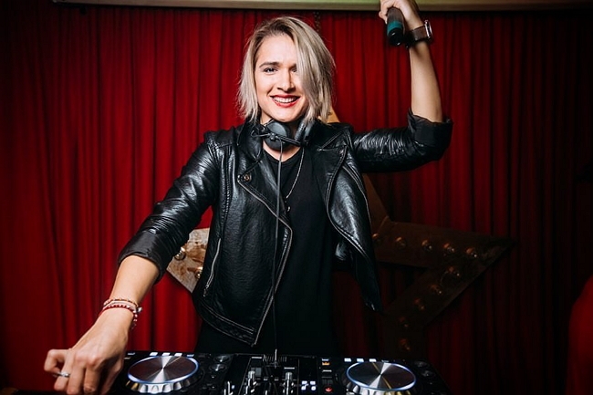 ����� ����� ���: ����� ������