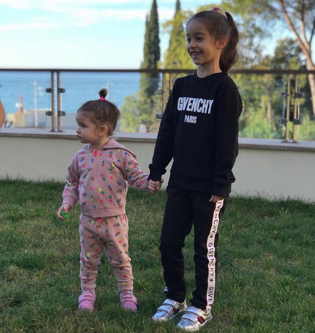 Фото детей участников Дома-2 (5.12.2017) Фото детей участников Дома-2 (5.12.2017)