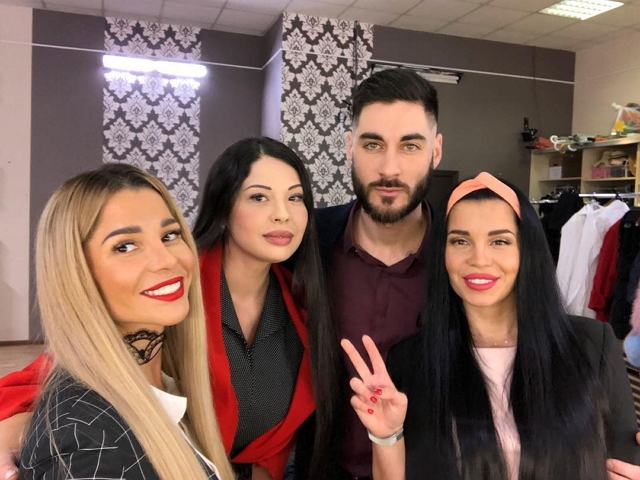 Фото со съёмок ток-шоу (10.12.2017) Фото со съёмок ток-шоу (10.12.2017)