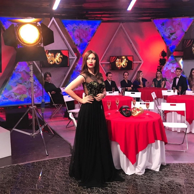 Фото со съёмок ток-шоу (17.12.2017) Фото со съёмок ток-шоу (17.12.2017)