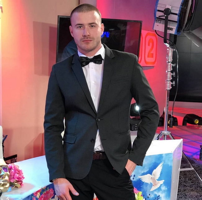 Фото со съёмок ток-шоу (19.12.2017) Фото со съёмок ток-шоу (19.12.2017)