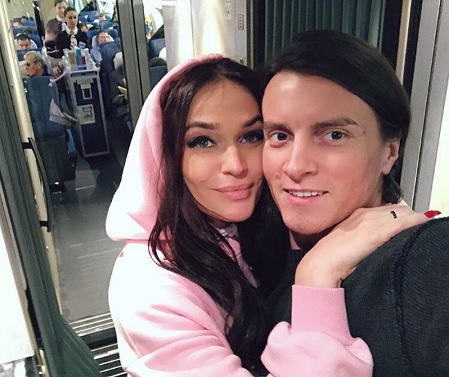 Алена Водонаева оскорблена «мерзкими людьми» Алена Водонаева оскорблена «мерзкими людьми»