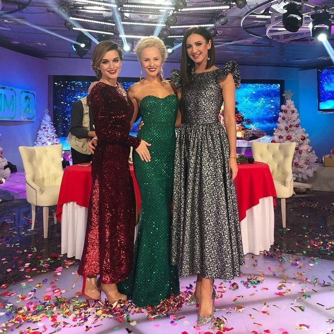 Фото со съёмок ток-шоу (22.12.2017) Фото со съёмок ток-шоу (22.12.2017)