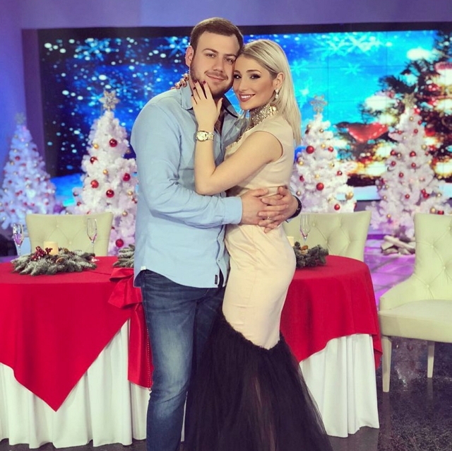 Фото со съёмок ток-шоу (23.12.2017) Фото со съёмок ток-шоу (23.12.2017)