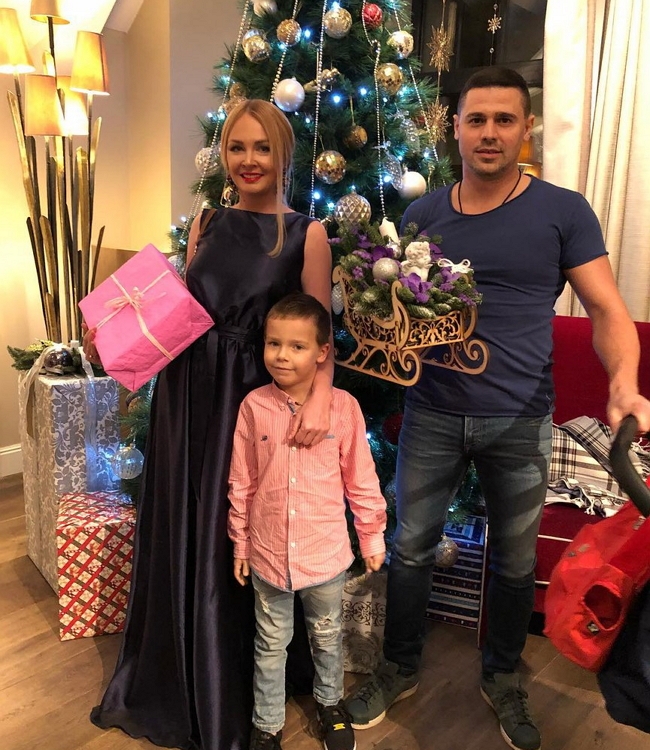 Фото детей участников Дома-2 (25.12.2017) Фото детей участников Дома-2 (25.12.2017)