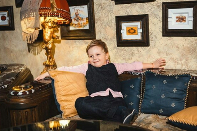 Фото детей участников Дома-2 (26.12.2017) Фото детей участников Дома-2 (26.12.2017)