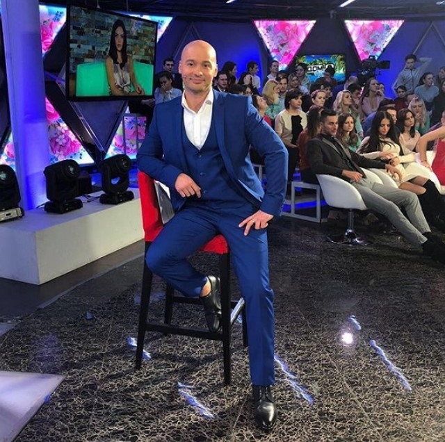 Фото со съёмок ток-шоу (27.12.2017) Фото со съёмок ток-шоу (27.12.2017)