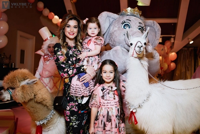 Фото детей участников Дома-2 (28.12.2017) Фото детей участников Дома-2 (28.12.2017)