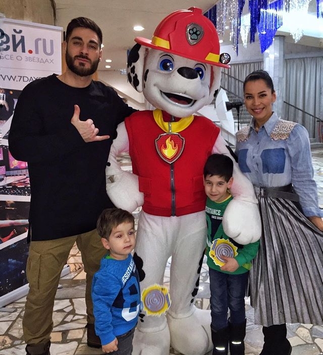 Фанаты раскритиковали наряд Юлии Салибековой Фанаты раскритиковали наряд Юлии Салибековой