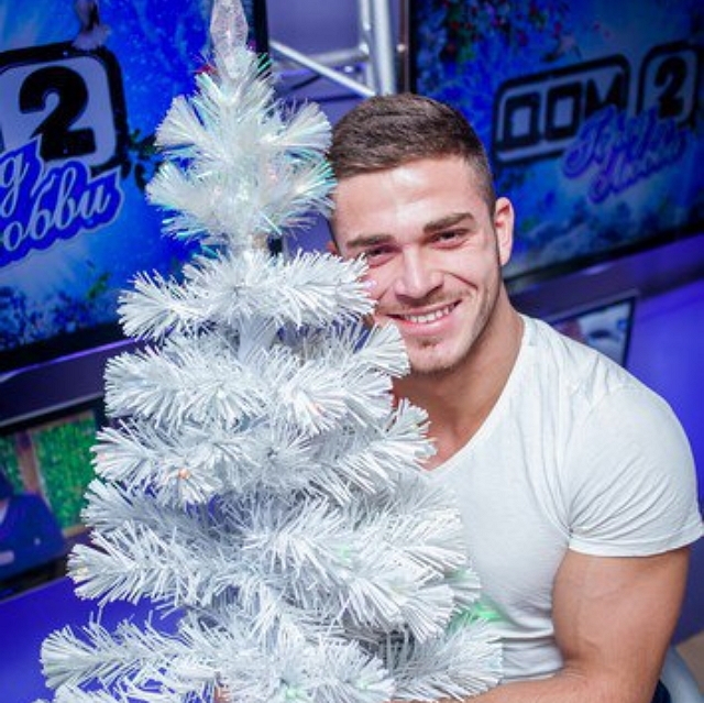 Фото со съёмок ток-шоу (30.12.2017) Фото со съёмок ток-шоу (30.12.2017)