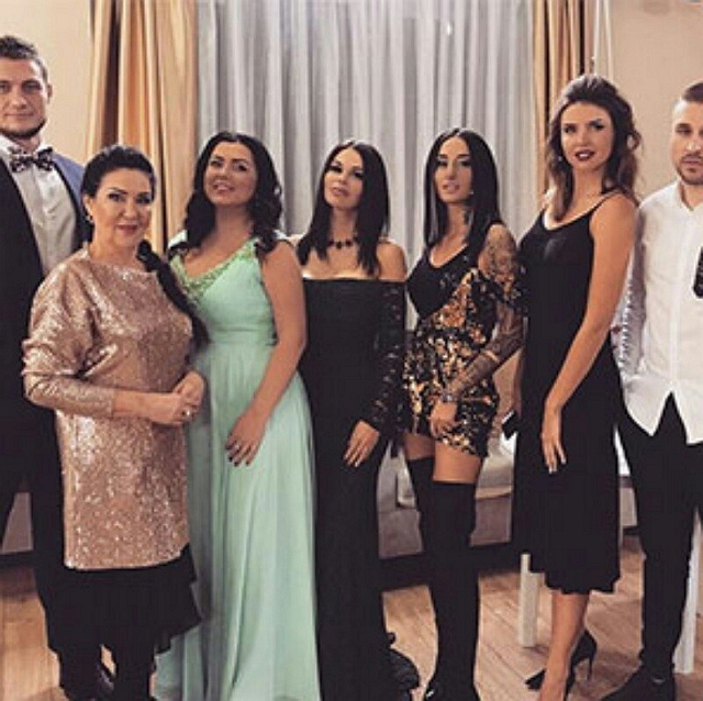 Мнение: Спасательный десант для Острова Любви готов? Мнение: Спасательный десант для Острова Любви готов?