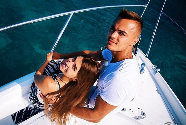 Мнение: Донцовой срочно нужна мама в подмогу? Мнение: Донцовой срочно нужна мама в подмогу?