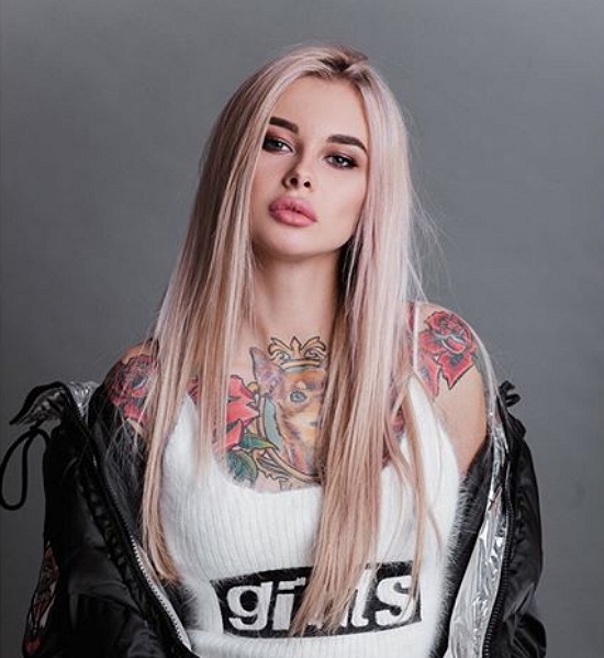 Елена Хромова пострадала от рук Александры Филипповой Елена Хромова пострадала от рук Александры Филипповой