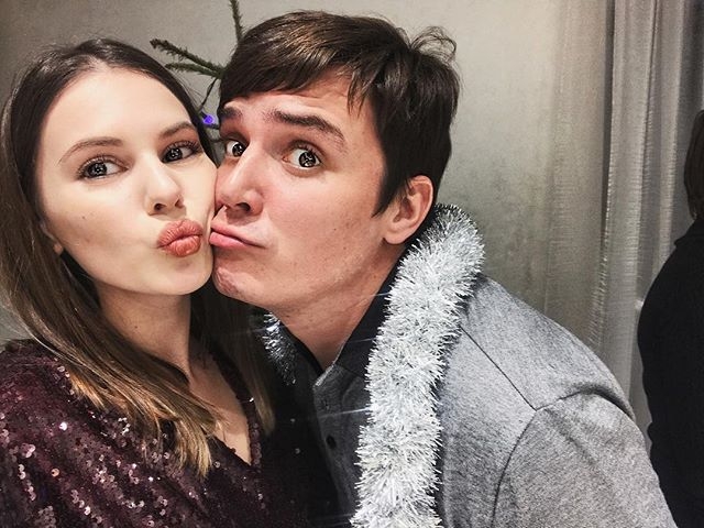 Евгений Кузин порадовал жену роскошным подарком Евгений Кузин порадовал жену роскошным подарком