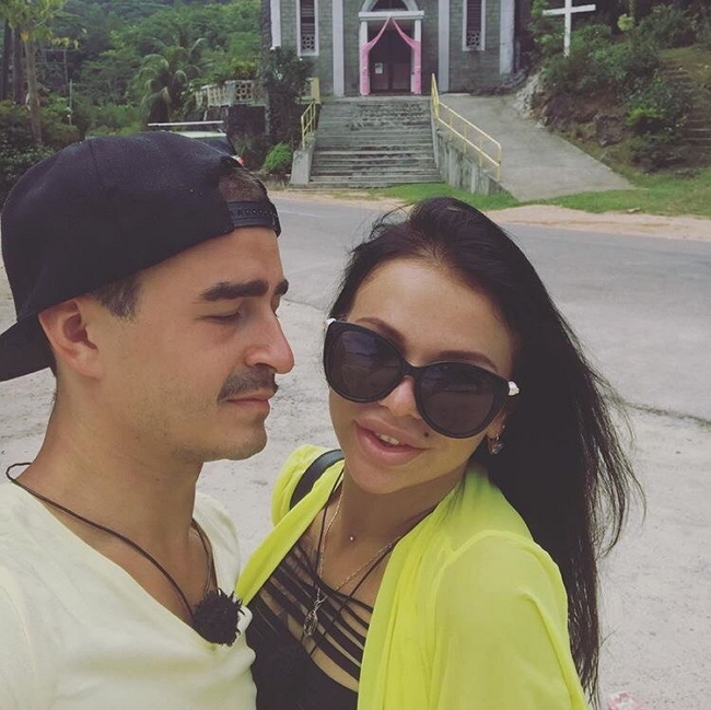 Денис Ковалёв страдает по Александре Шеве Денис Ковалёв страдает по Александре Шеве