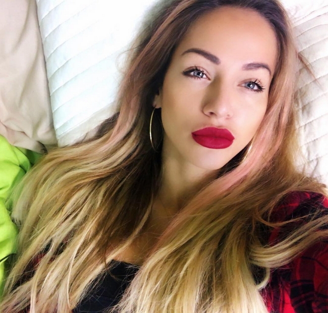 Сколько стоит новый год участниц Дома-2? Сколько стоит новый год участниц Дома-2?