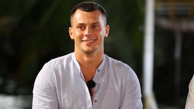 Иван Барзиков: Анастасия Волынец хотела со мной «волшебства» Иван Барзиков: Анастасия Волынец хотела со мной «волшебства»