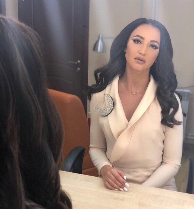 Ольга Бузова перестала справляться с эмоциями Ольга Бузова перестала справляться с эмоциями