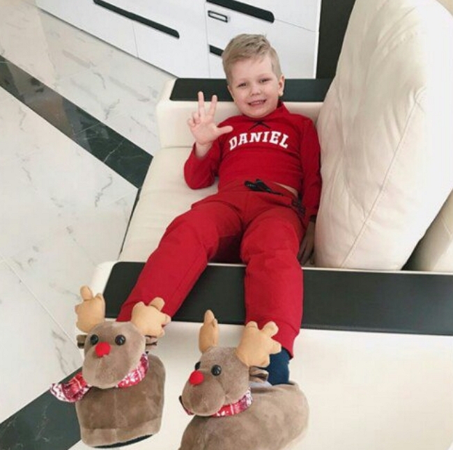 Фото детей участников Дома-2 (1.03.2018) Фото детей участников Дома-2 (1.03.2018)