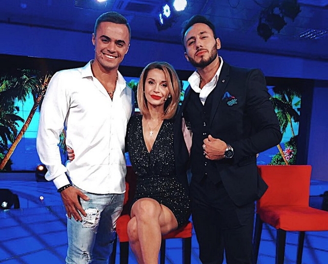 Фото со съёмок ток-шоу (2.03.2018) Фото со съёмок ток-шоу (2.03.2018)