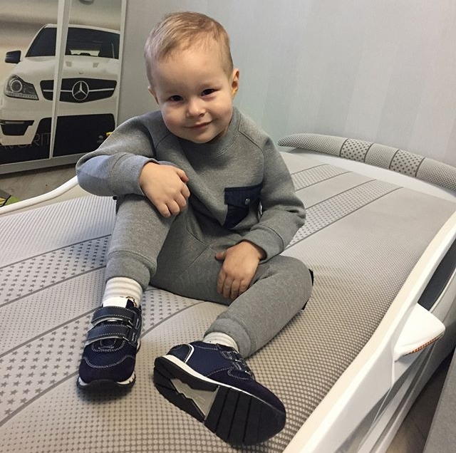 Фото детей участников Дома-2 (25.03.2018) Фото детей участников Дома-2 (25.03.2018)