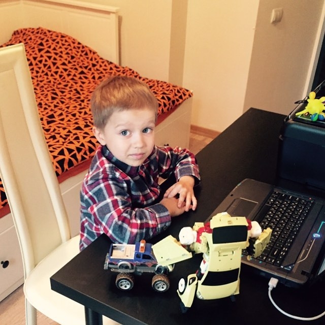 Фото детей участников Дома-2 (29.03.2018) Фото детей участников Дома-2 (29.03.2018)