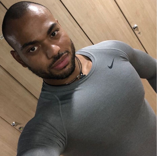 Мон Дезир: Она очаровала меня! Мон Дезир: Она очаровала меня!